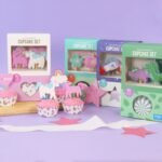 Cupcake Set - Santas Workshop (24 Cases and Toppers) - Image 3